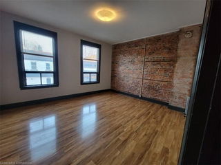 B - 473 King Street