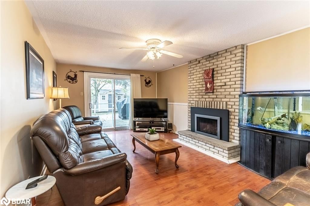 Single Family Residence for sale at 31 Little Avenue, Barrie, Allandale, L4N 2Z4 - MLS: 40721082