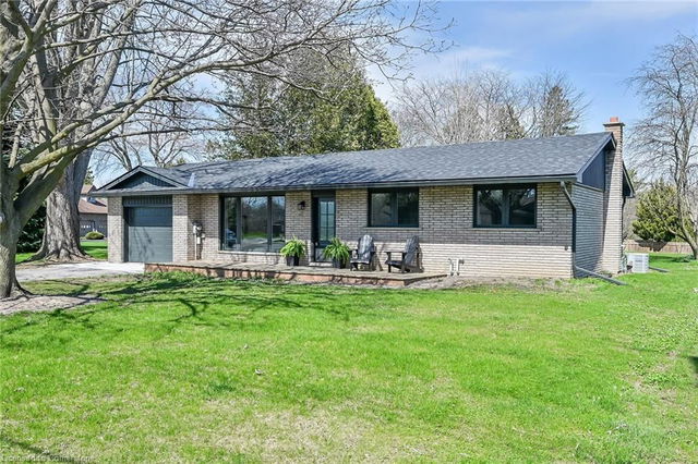 4 Ryerse Crescent