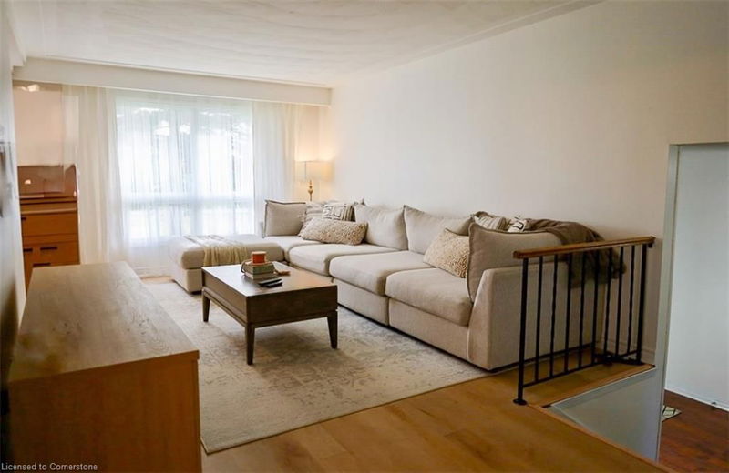 Room1