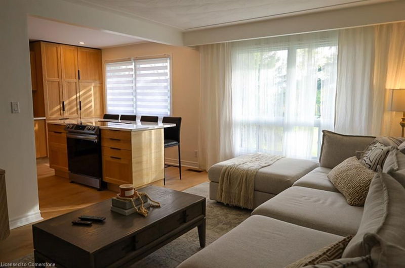 Room2