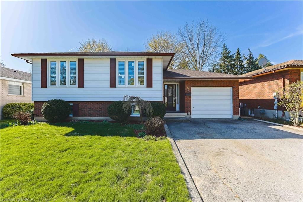 Single Family Residence for sale at 39 Wildflower Lane, Brantford, Brier Park, N3R 6B3 - MLS: 40721239