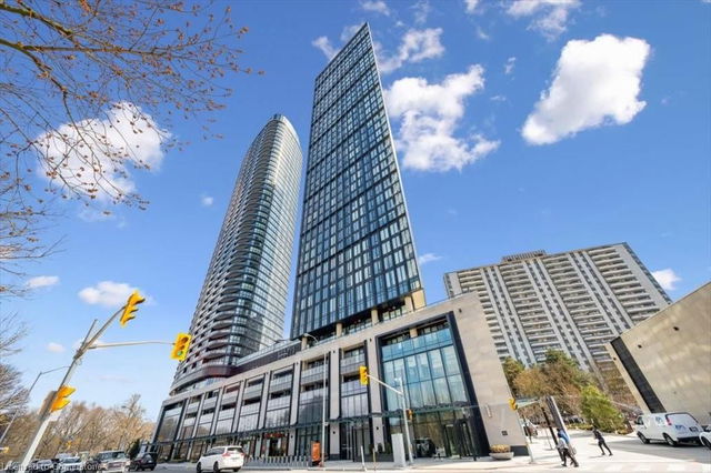 1406 - 575 Bloor Street Street