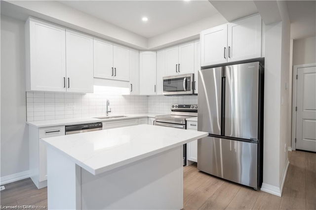 11 - 4552 Portage Road