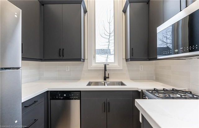 1 - 77R West 4th Street