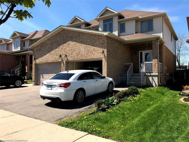 193 Huck Crescent