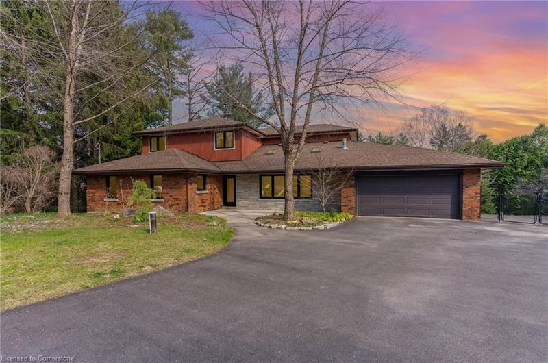 130 Hillcrest Avenue, Hamilton, Ontario