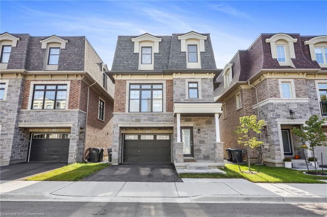 2122 Royal Gala Circle