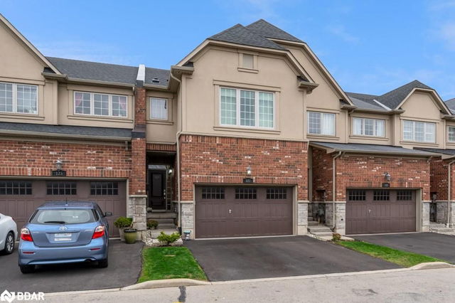 127 - 127 Oakhaven Place