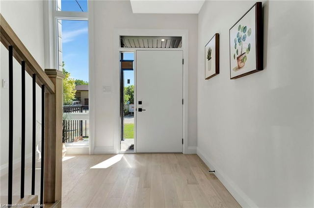 UPPER - 10 Blain Avenue