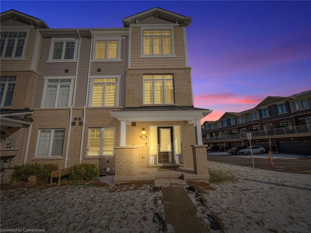 27 Canoe Lane