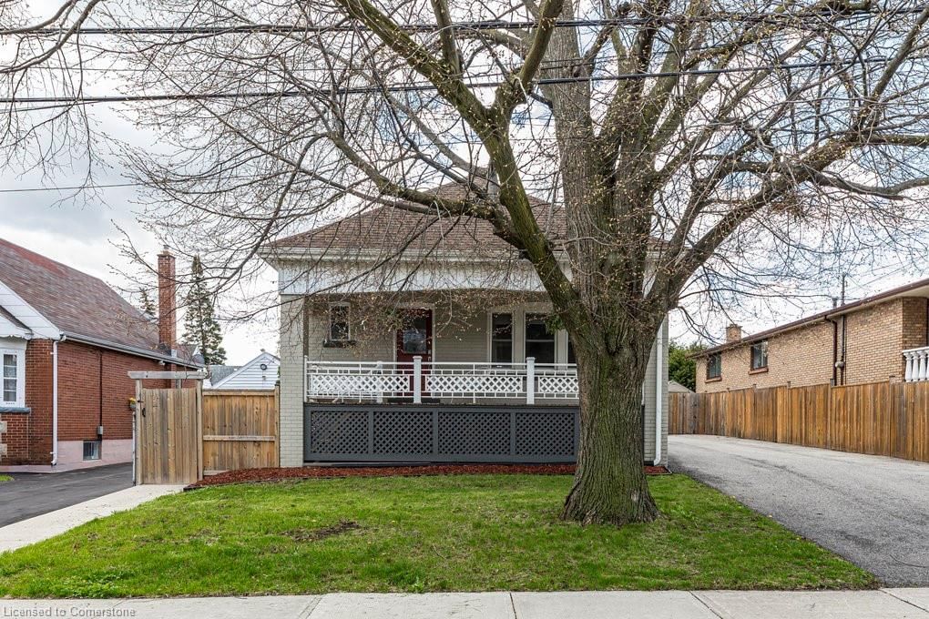 Single Family Residence for sale at 938 Lawrence Road, Hamilton, Rosedale, L8K 2A6 - MLS: 40721622