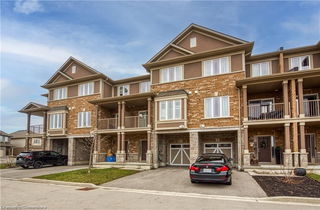 8 Laureloak Lane