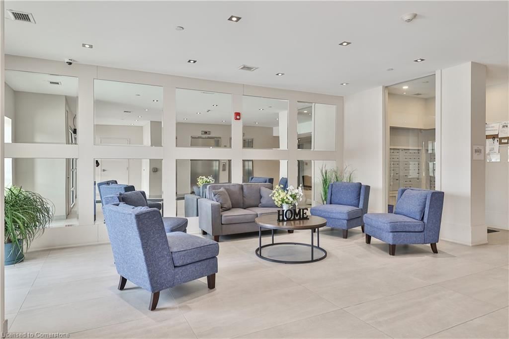 Condo/Apt Unit for sale at 222-4040 Upper Middle Road, Burlington, Tansley, L7M 0H2 - MLS: 40721980