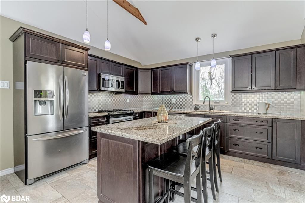 Single Family Residence for sale at 14 Cumberland Street, Barrie, Allandale, L4N 2P4 - MLS: 40722023