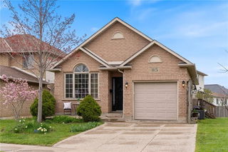115 Colin Crescent