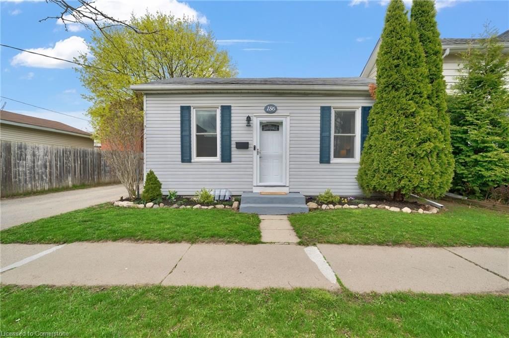 Single Family Residence sold at 186 Nelson Street, Brantford, East Ward, N3S 4B9 - MLS: 40722083