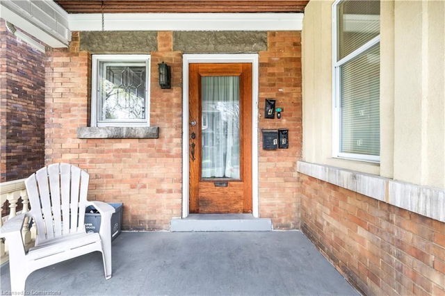 3 - 65 Fairholt Road