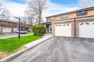 620 Forestwood Crescent
