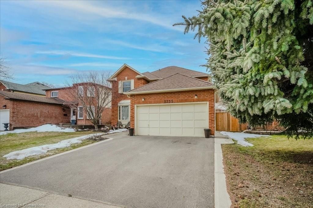Single Family Residence for sale at 3235 Wentworth Street, Burlington, Headon Forest, L7M 2N1 - MLS: 40722372