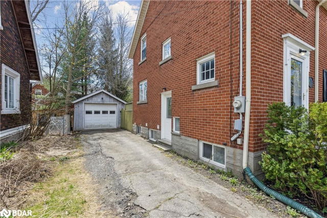 127 Krug Street