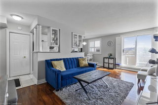 406 - 851 Queenston Road
