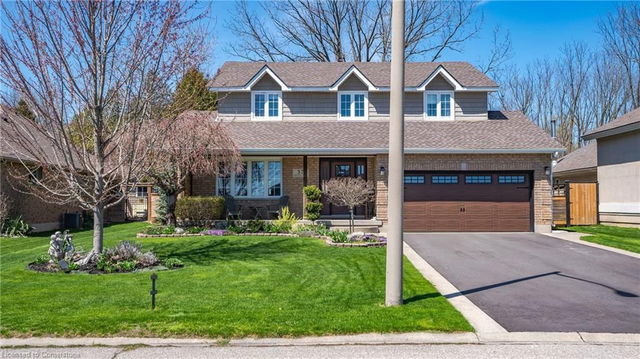 37 Russell Crescent