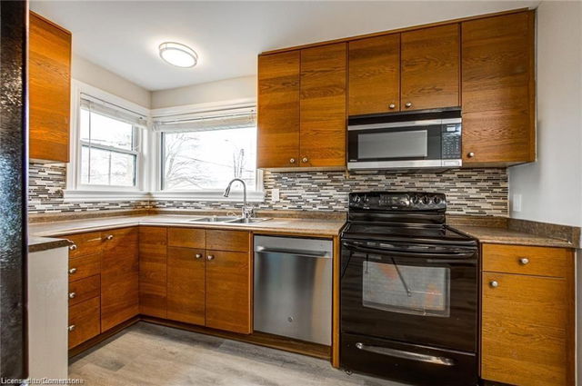 Upper - 94 Gailmont Drive