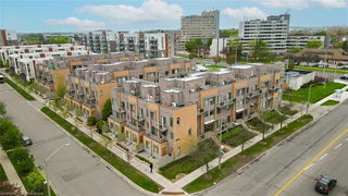 306 - 1070 Progress Avenue