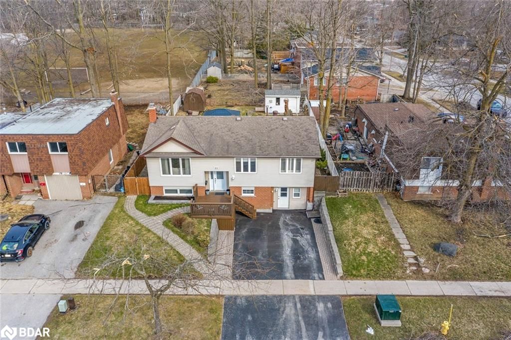 Single Family Residence for sale at 80 Cundles Road, Barrie, East, L4M 2Z7 - MLS: 40722671