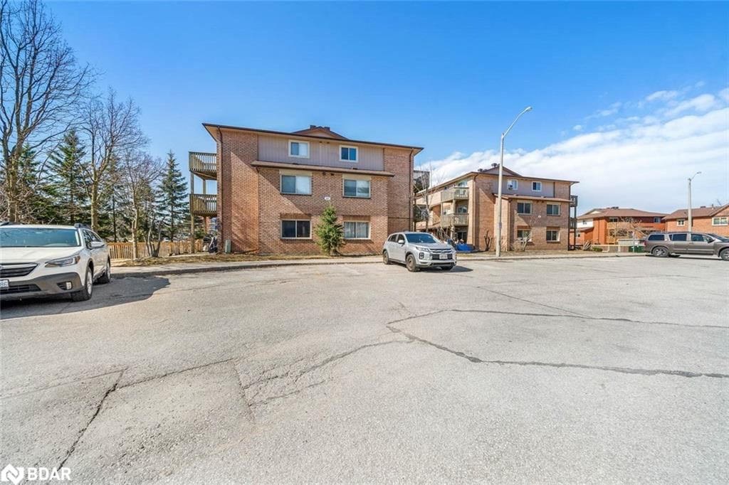 Condo/Apt Unit for sale at 8-13 Meadow Lane, Barrie, Ardagh, L4N 6Z1 - MLS: 40722696