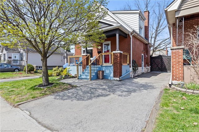 31 Barons Avenue