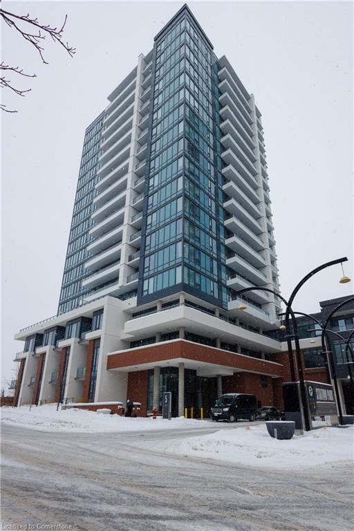 1505 - 5 Wellington Street