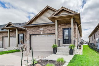 33 Bur Oak Drive