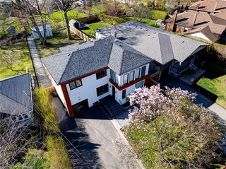 396 River Side Drive