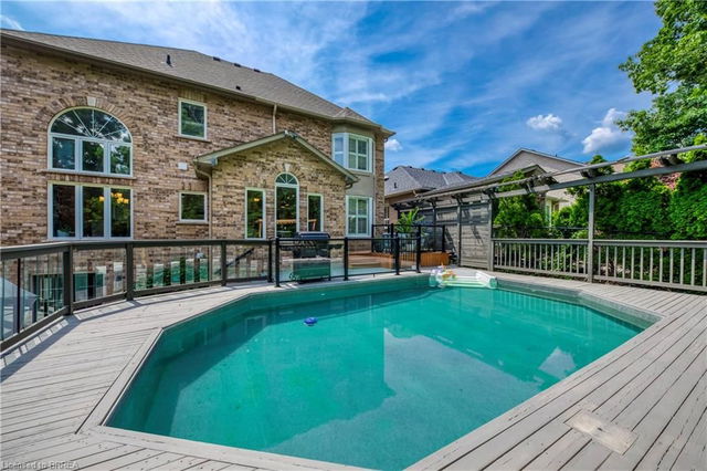 16 Sweetman Drive