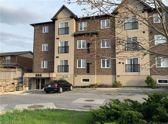 104 - 886 Golf Links Road