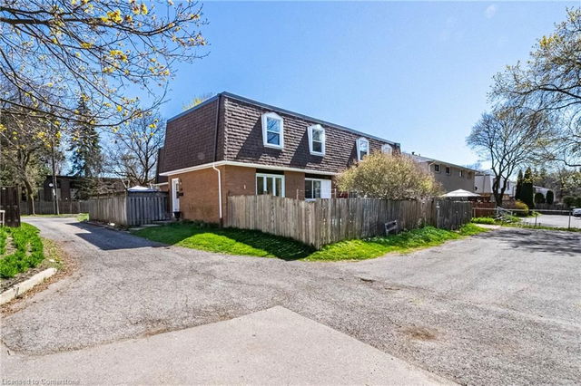 648 Francis Road