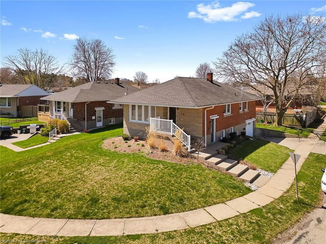 70 South Crescent