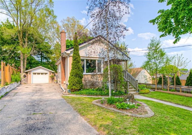 12 Barclay Avenue