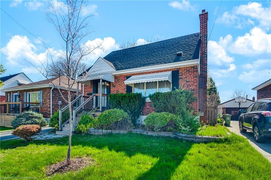 Single Family Residence for sale at 101 Aberfoyle Avenue, Hamilton, Rosedale, L8K 4S1 - MLS: 40723053