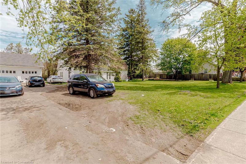 1701 King Street E, Cambridge, Ontario