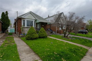 39 Strathearne Avenue