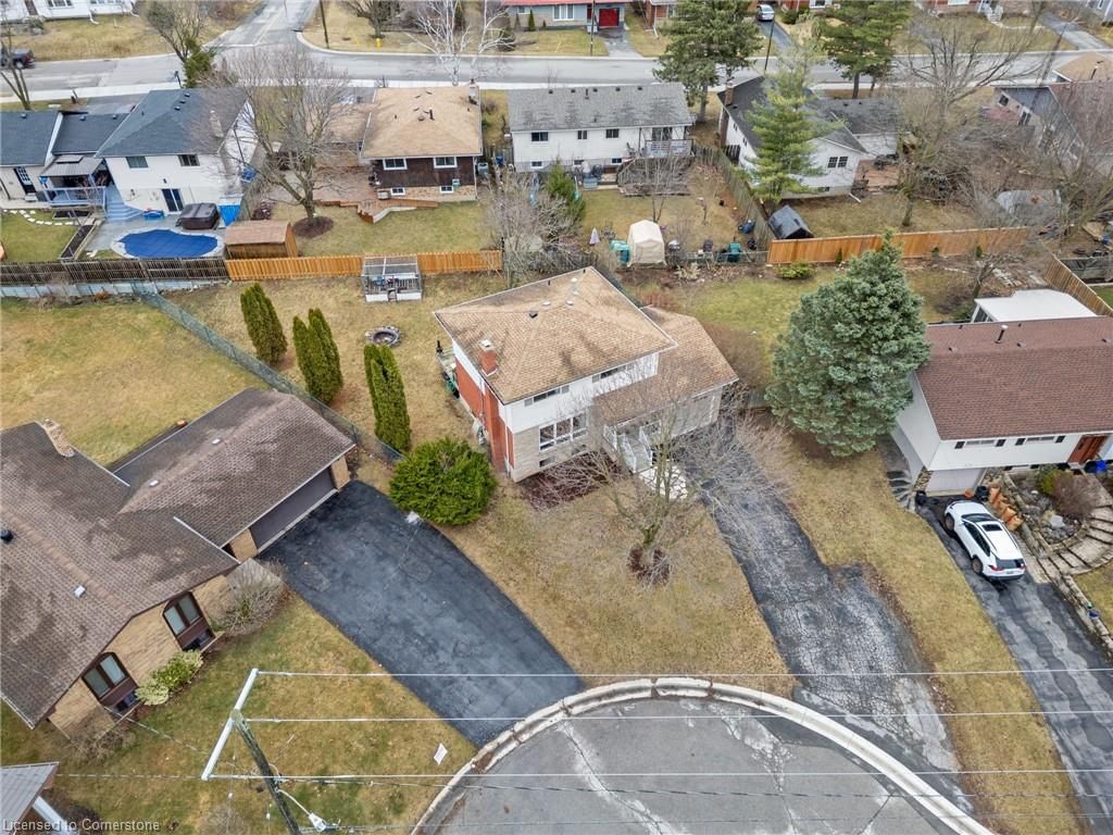 Single Family Residence for sale at 102 Dundee Drive, Caledonia, Caledonia South West, N3W 1J8 - MLS: 40723109