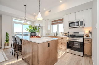 102 - 824 Woolwich Street