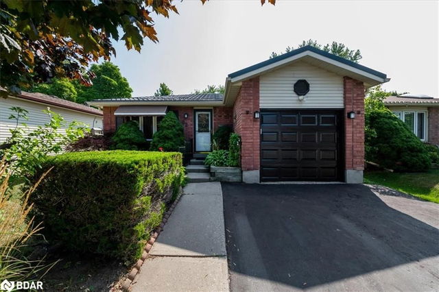 92 Hickling Trail