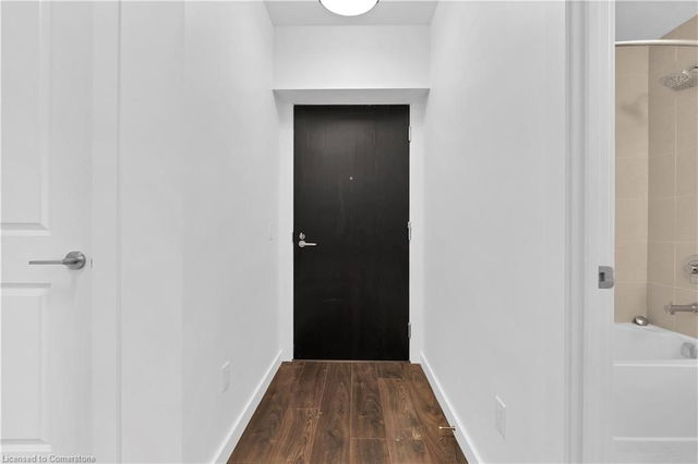 1211 - 181 King Street