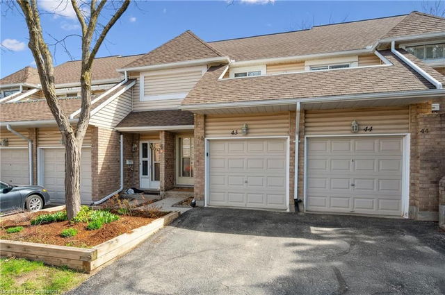43 - 205 Highland Crescent