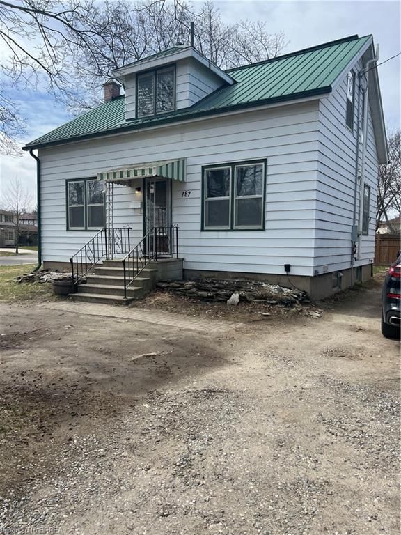 Single Family Residence for sale at 187 Mount Pleasant Street, Brantford, Lion's Park, N3T 1T6 - MLS: 40723532