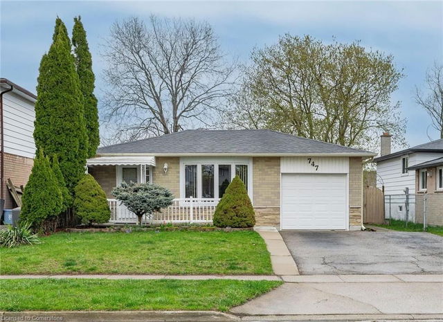 747 Kummer Crescent